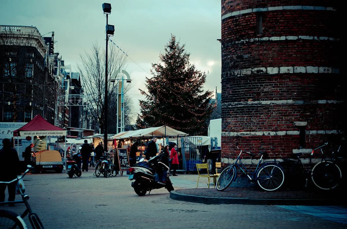 11 Best Amsterdam Christmas Markets and Winter Experiences (2026)