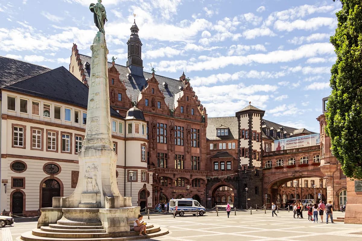 Are European Christmas Markets Worth It? 2026 Travel Guide