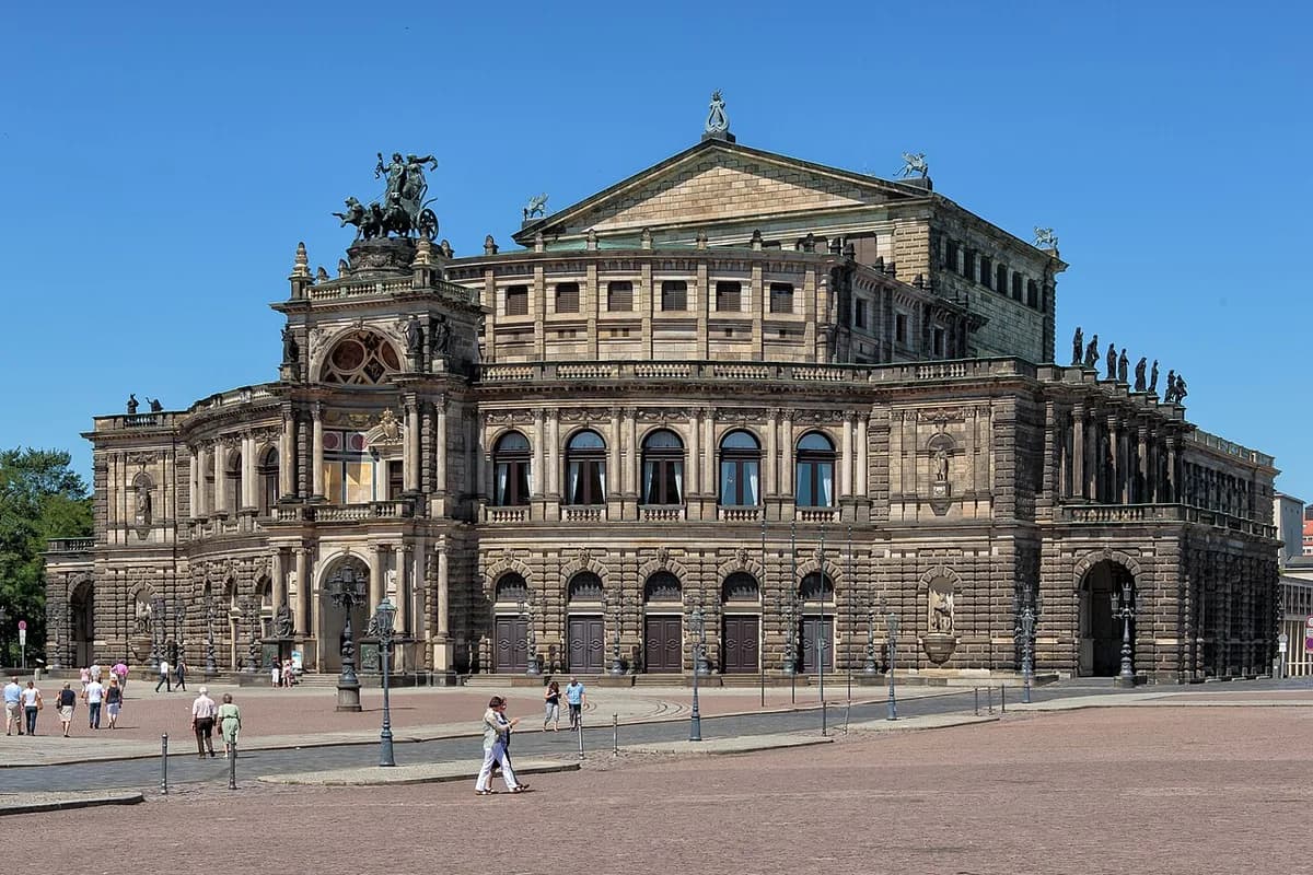 Dresden Music Festival 2026: Complete Guide (Dresdner Musikfestspiele)