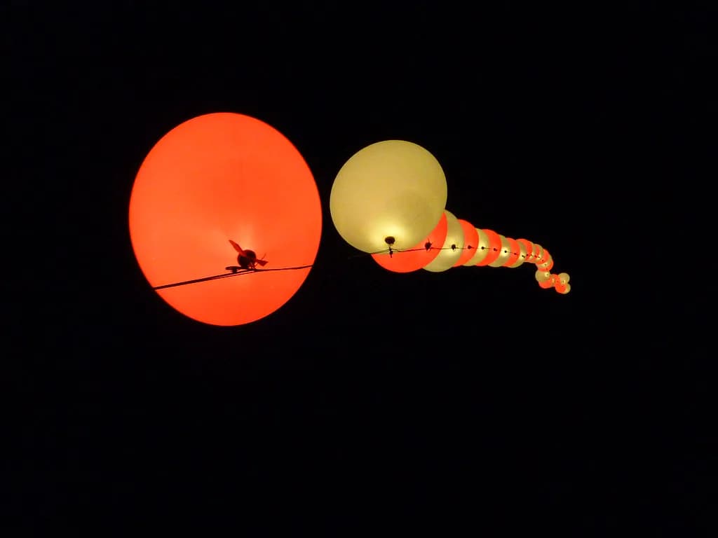 10 Essential Tips for the Eindhoven GLOW Guide