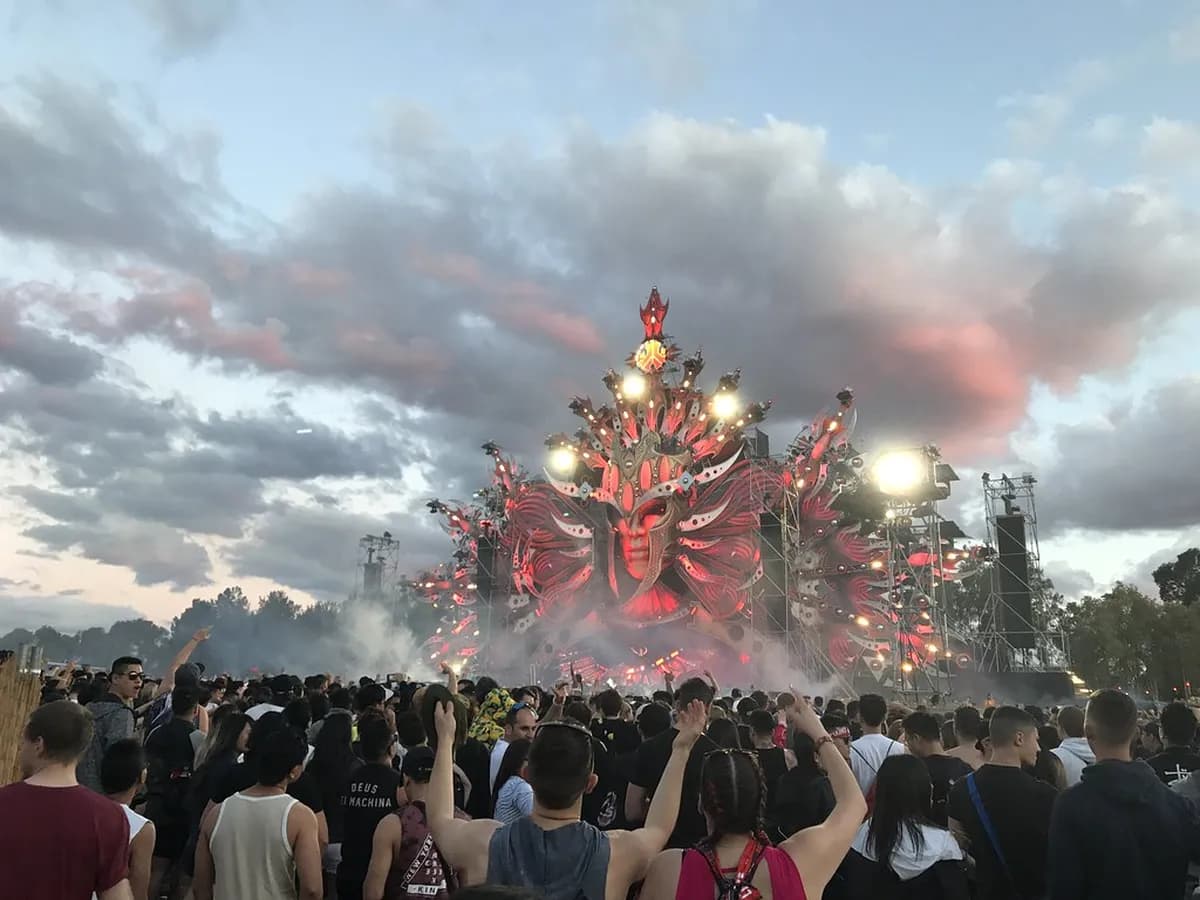 Is Defqon.1 Worth It? 7 Critical Factors for Weekend Warriors