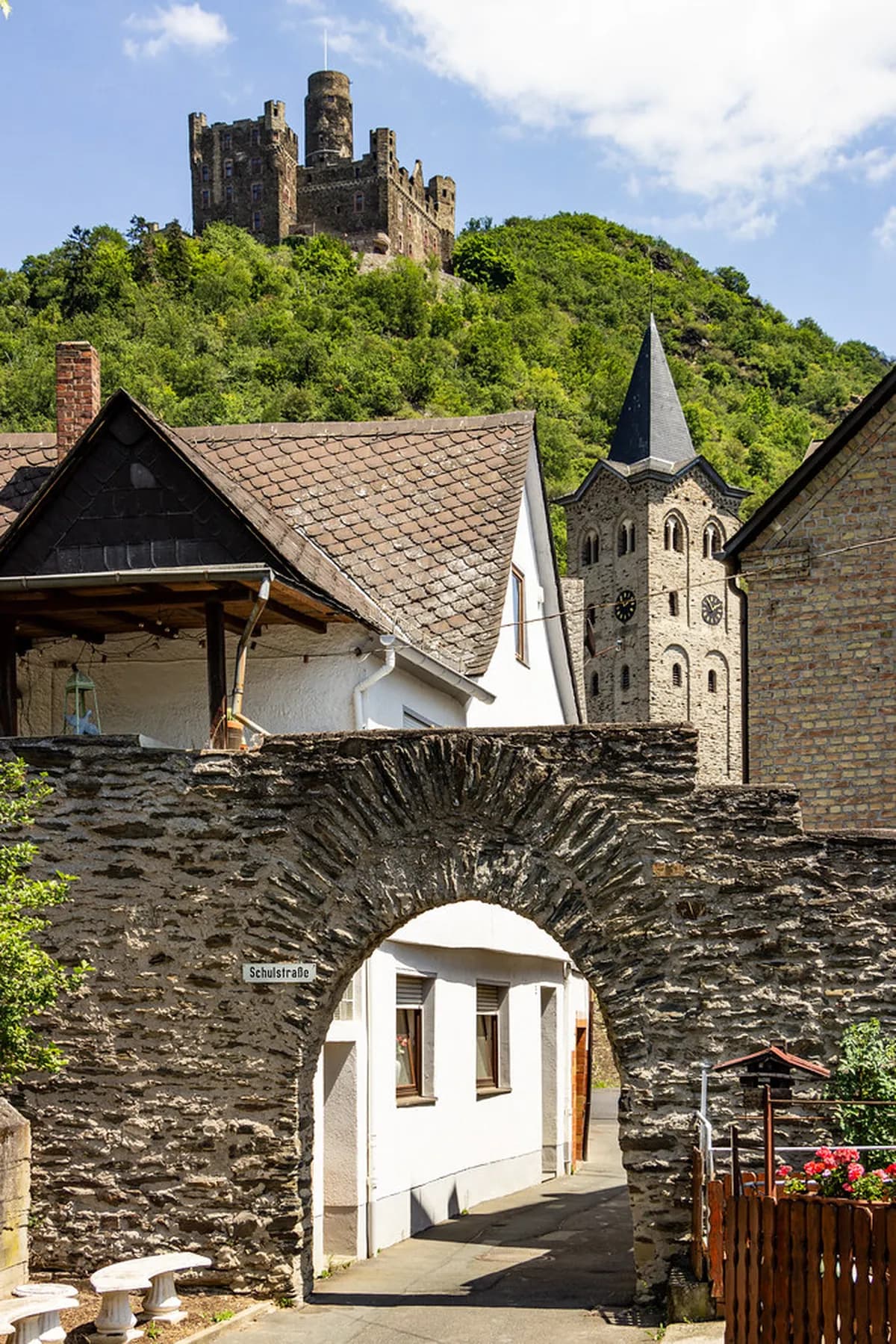 Rheingau Wine Festival Dates: Frankfurt and Wiesbaden Guide