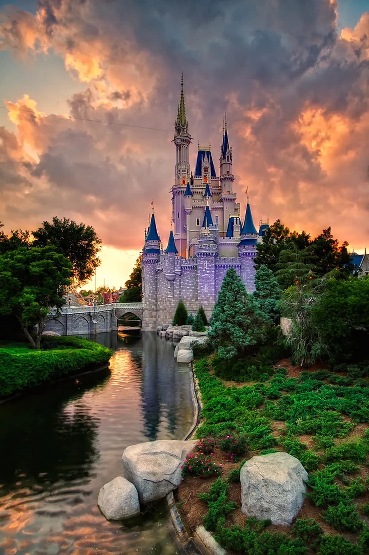 Where To Stay For Tomorrowland: 10 Essential Planning Tips