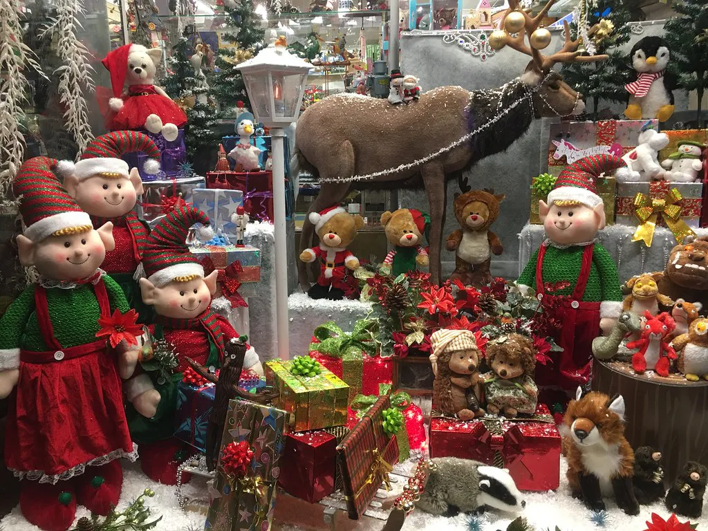 Christmas Market Foods and Drinks (2026 Guide)