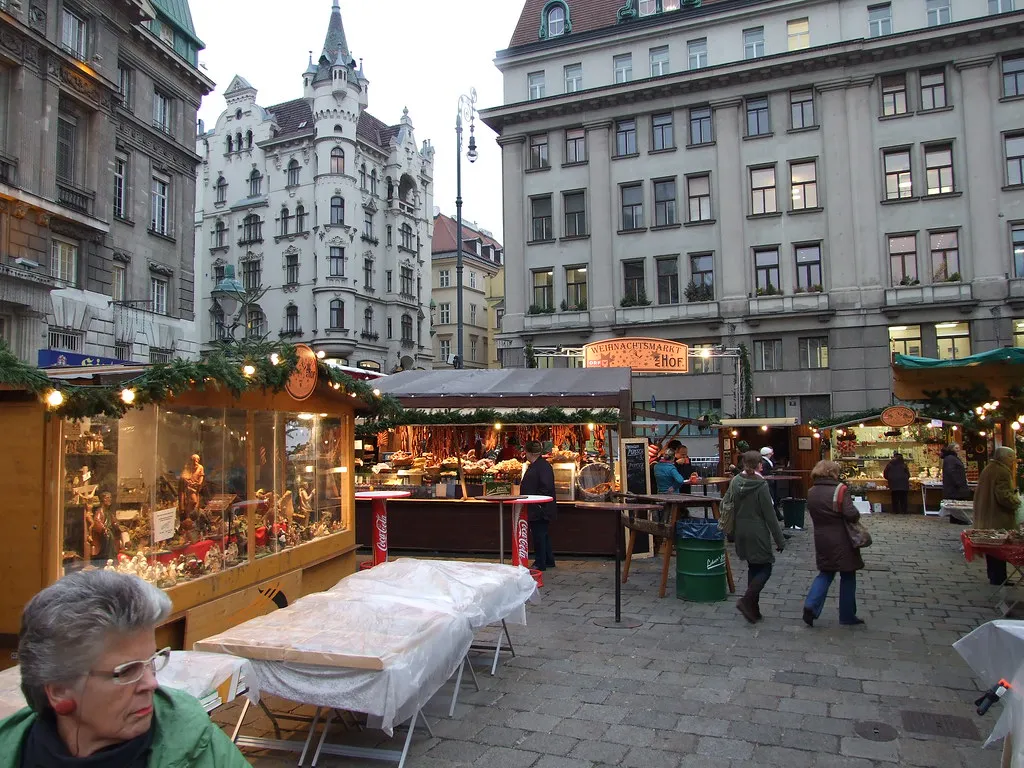 Vienna Christmas Market Guides and